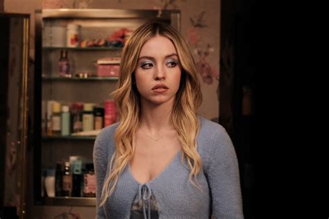 7 Things You Need To Know About 'Euphoria's' Chloe .